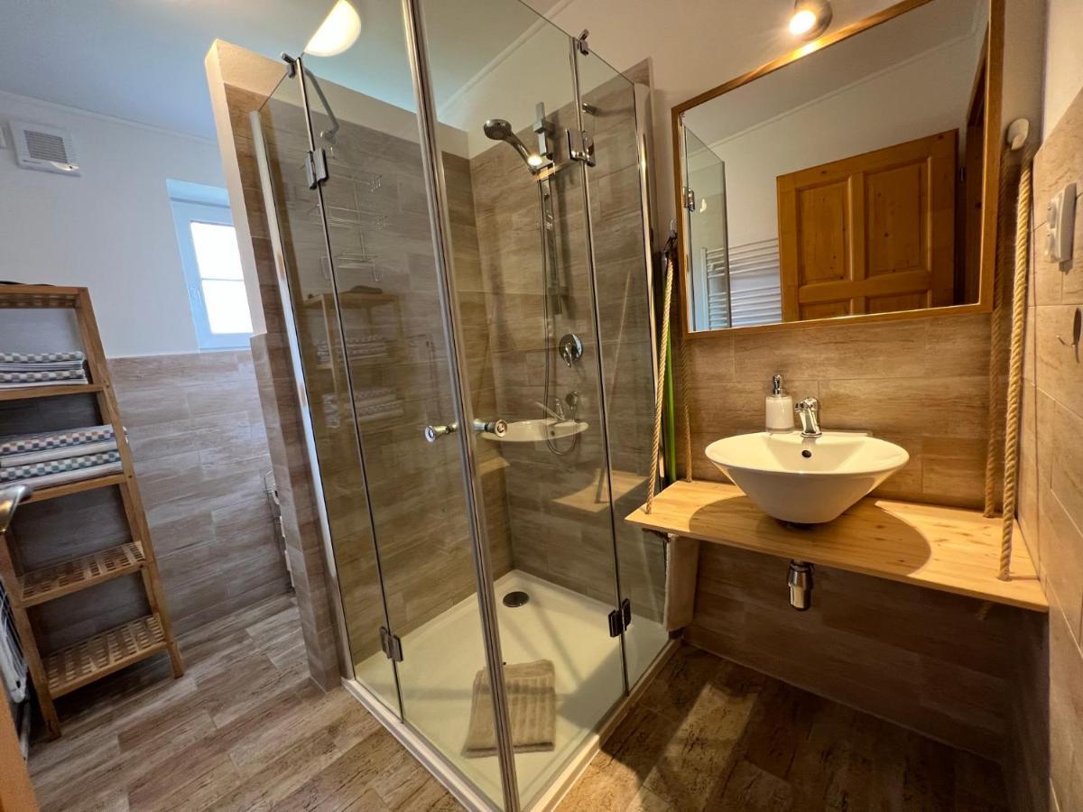 Apartment Brusinka Касперске Хори Екстериор снимка