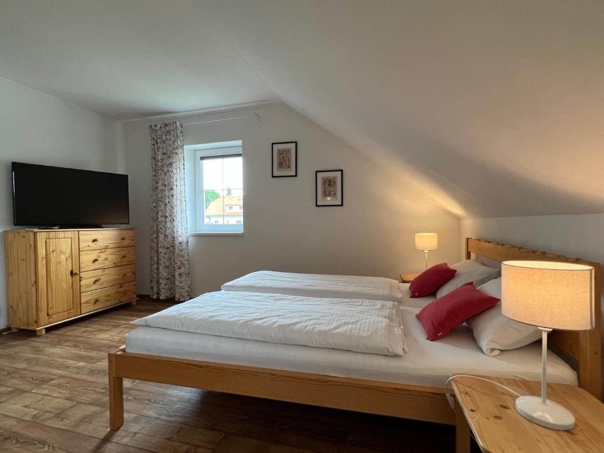 Apartment Brusinka Касперске Хори Екстериор снимка