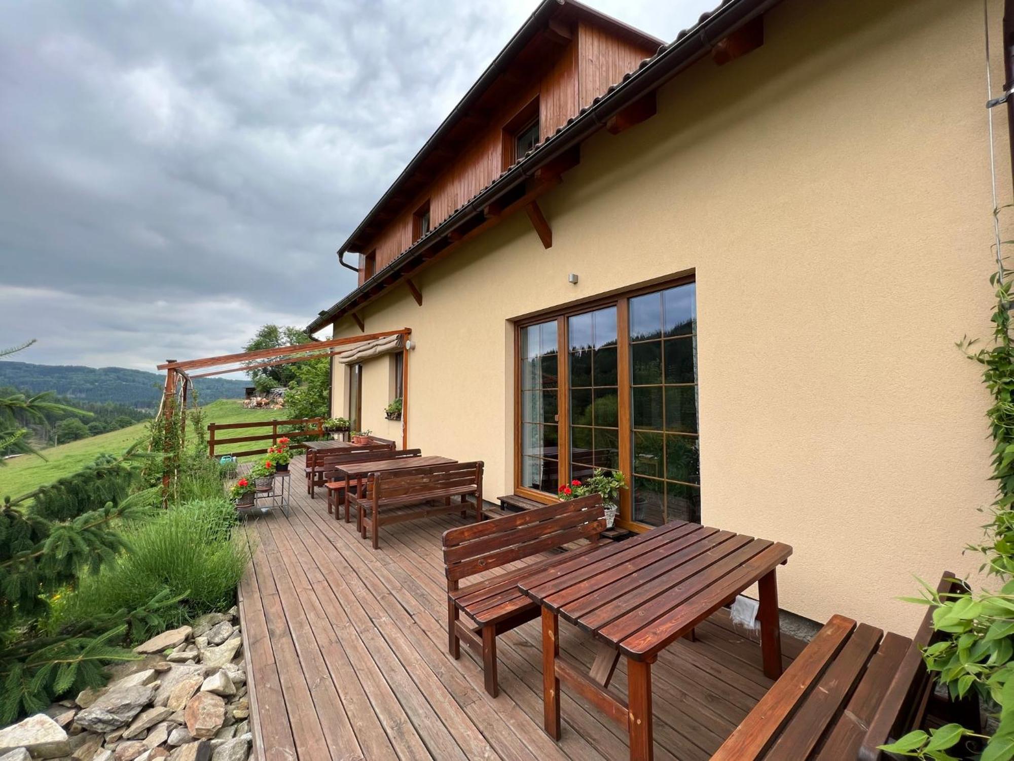 Apartment Brusinka Касперске Хори Екстериор снимка